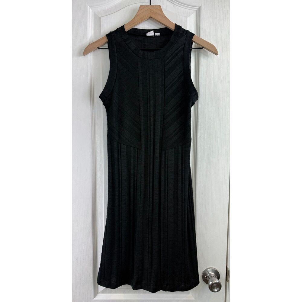 Gap Women’s XS Black Sleeveless Ribbed Fit & Flare Dress Stretch Paneled